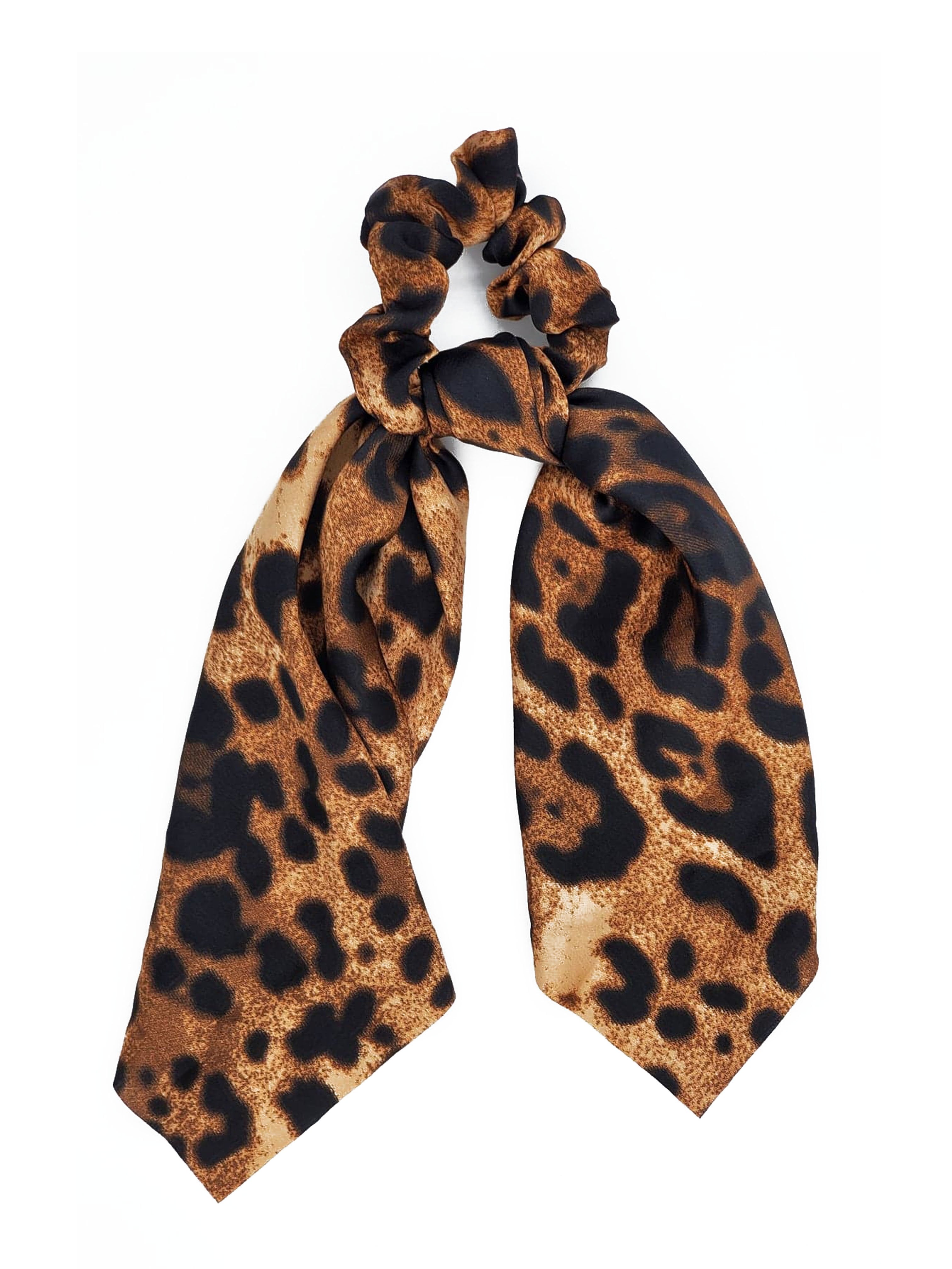 SCT-1016 Brown Leopard Scrunchie