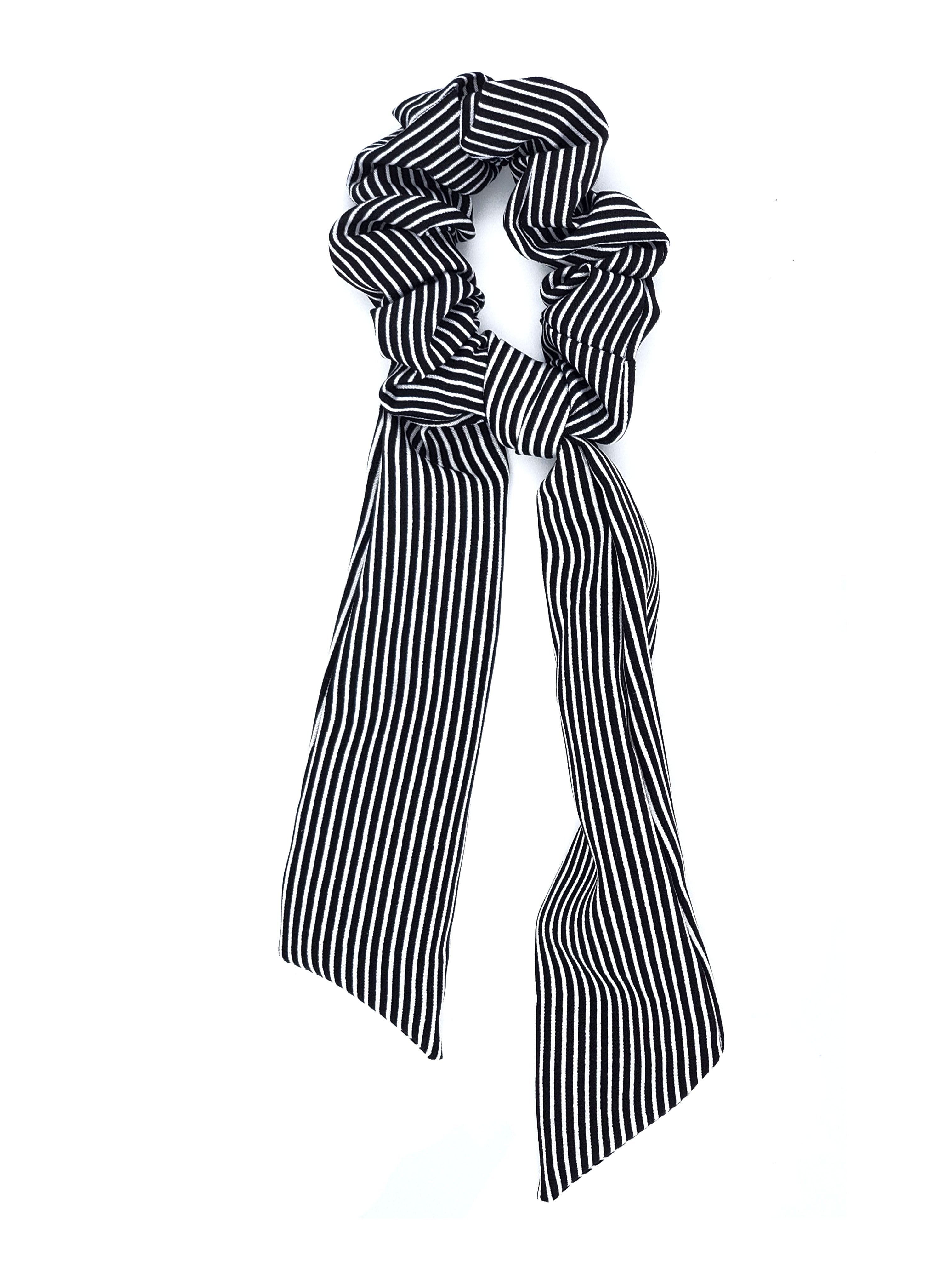 SCT-1004 Black Stripe Scrunchie