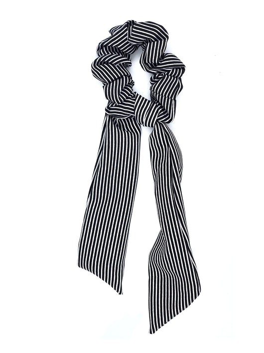 SCT-1004 Black Stripe Scrunchie